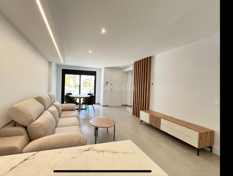 Foto 68ba0409-db86-4a3c-84dc-e4617af30b38. Maison jumelée avec parking piscine dans Benferri