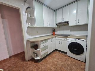Appartement  Carrer francisco tomás y valiente. Segundo piso amueblado