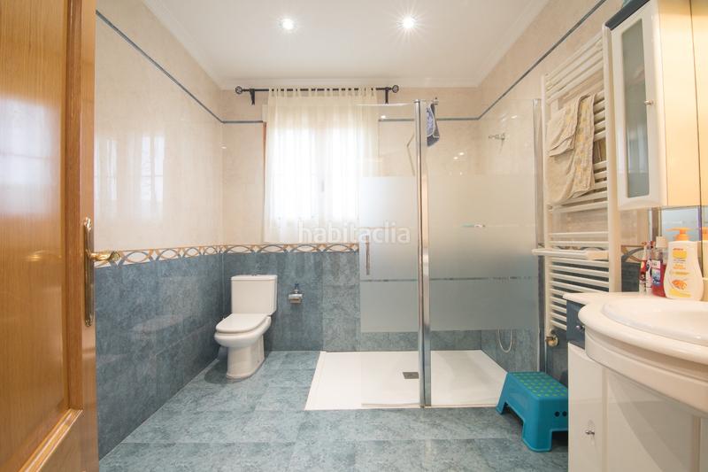 Foto 19b89992-7401-4cbf-bd14-a05a791e97b7. Chalet  de lujo con nave de 400 m y piscina , barbacoa etc en Elche / Elx