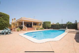 Chalet  Partida altabix. Chalet de lujo con nave de 400 m y piscina , barbacoa etc