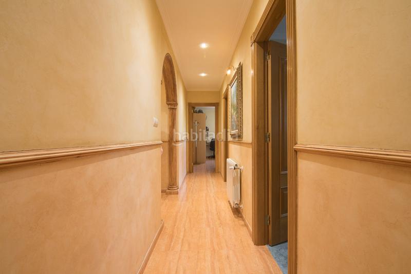 Foto 5baf16b4-3f5b-4335-8f89-be50f5a804f3. Chalet  de lujo con nave de 400 m y piscina , barbacoa etc en Elche / Elx