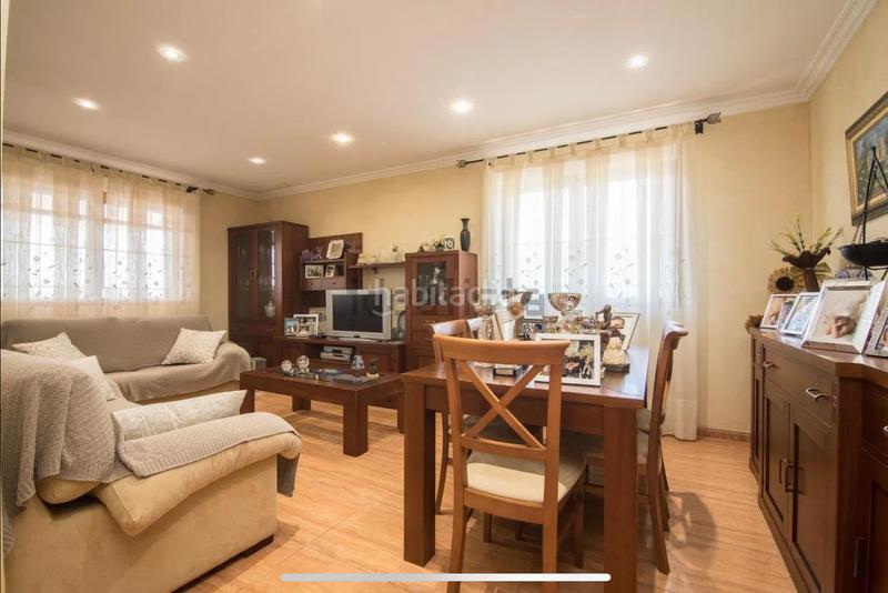 Foto d17cbc4a-5ea8-471a-8881-515605d146dc. Chalet  de lujo con nave de 400 m y piscina , barbacoa etc en Elche / Elx