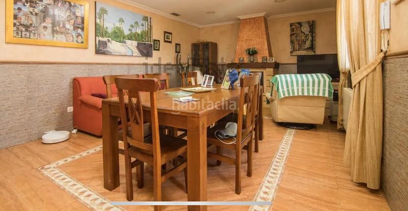 Foto e87cbc86-df66-4c27-8349-3d649dddd387. Chalet  de lujo con nave de 400 m y piscina , barbacoa etc en Elche / Elx