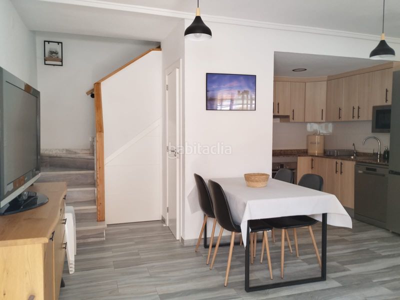 Foto a01fba4e-664c-4afa-89a6-d3a03055bbab. Casa adossada a Playa Tamarit-Playa Lissa Santa Pola