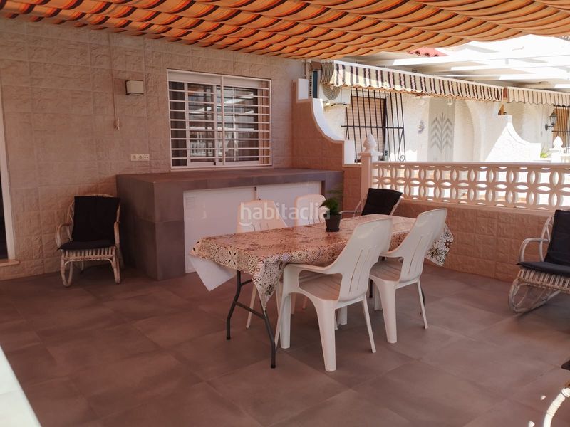 Foto fbd480ab-c2c8-4563-b314-63056e86e4ad. Casa adossada a Playa Tamarit-Playa Lissa Santa Pola