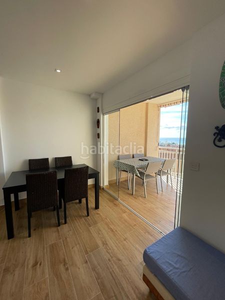 Foto bbe2ef70-a763-4913-b6c6-f296d9a6cfb4. Apartament amb piscina a Calas Santiago Bernabeu Santa Pola