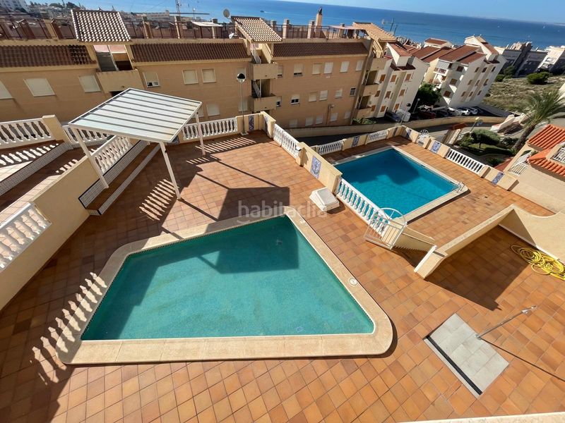 Foto d01253e9-13f0-455f-bfd5-97853c30937c. Apartament amb piscina a Calas Santiago Bernabeu Santa Pola