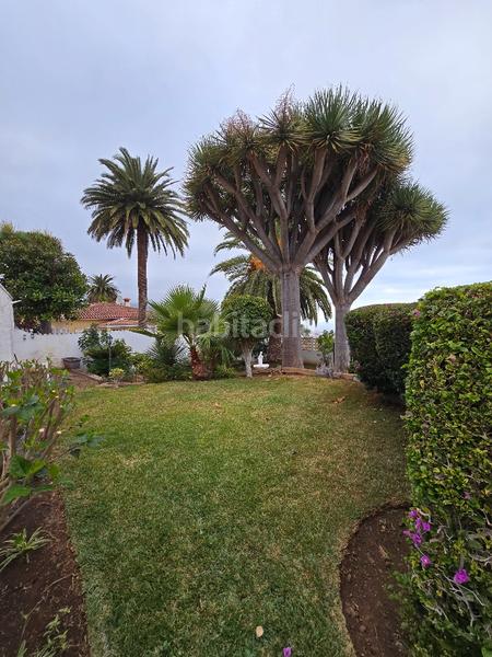 Foto b2d30ba9-1d6f-45e4-a8fa-4a9542f95276. Chalet mit parking pool in Centro Orotava (La)