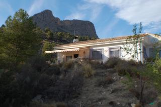 Mas à La sima 8. Encantador refugio de paz a los pies del puig campana.