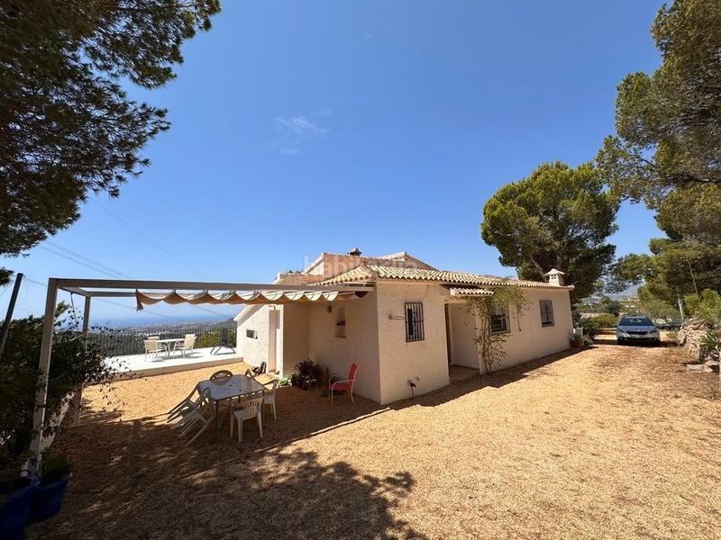 Foto b3ba692e-3034-4859-9281-68b15d5e5284. Chalet mit pool in Finestrat pueblo Finestrat