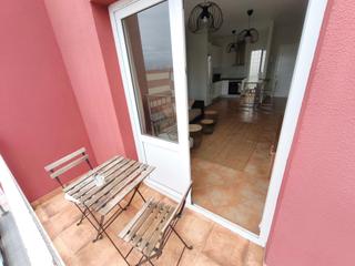 Lloguer Àtic  Calle juan rejón. Alquiler de temporada vivienda de 2 dormitorios y 2 baños a 10 m