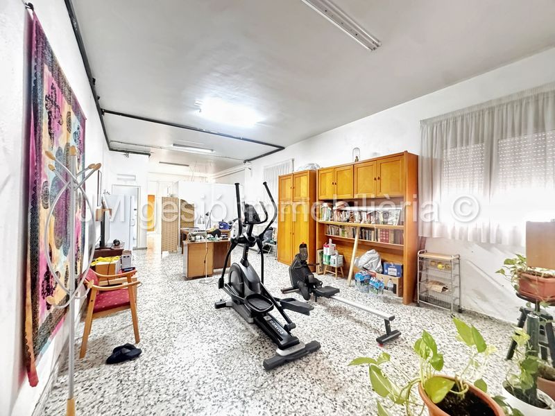 Foto 465af7d7-93d1-44a4-b24d-81237b6ce81d. Casa amb calefacció aparcament a Ca n'Anglada Terrassa
