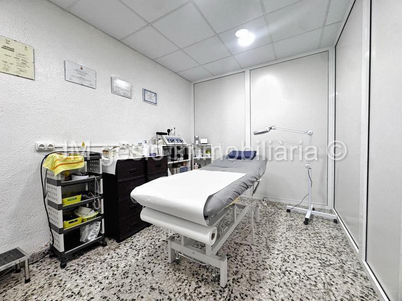 Foto bbedcc99-7b20-41ad-8040-959448620ec6. Casa amb calefacció aparcament a Ca n'Anglada Terrassa