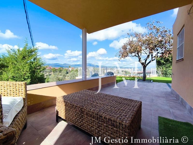 Foto 1627b8dd-ddff-4810-bdd6-e0575e2b471f. Casa in Les Martines Terrassa