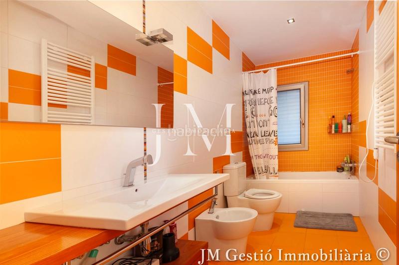 Foto 5a32d7bb-a1fe-4ef6-b8ef-f9fd50ac5c88. Haus mit kamin heizung parking pool in Ullastrell