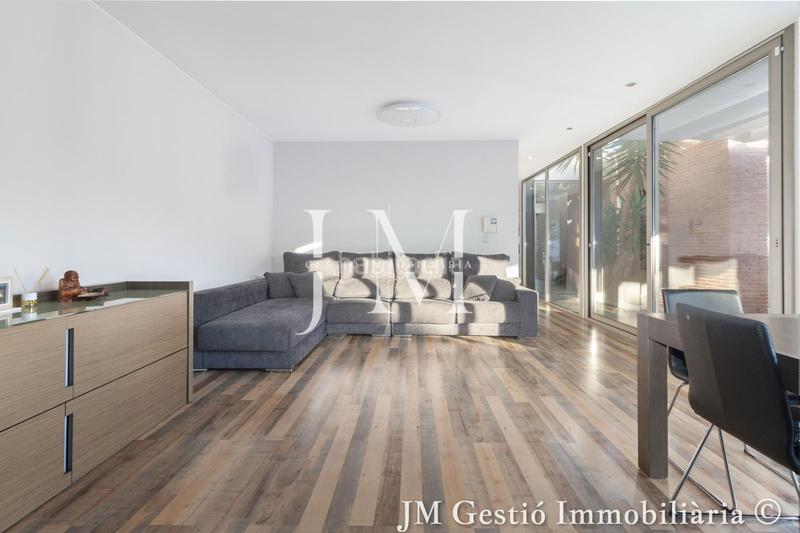 Foto 6511fa9f-9226-4fff-bc1a-89d2f9eed4cd. Haus mit kamin heizung parking pool in Ullastrell