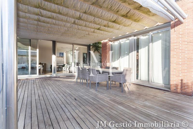 Foto c5a8adbb-ead8-4d1a-88b6-608280a1f84a. Haus mit kamin heizung parking pool in Ullastrell