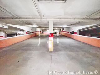 Autoparkplatz in Carrer de pau marsal 158. 4 plazas de parking en venta en pau marsall, cementiri vell
