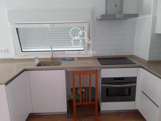 Casa adossada  N/a. En muros del nalón