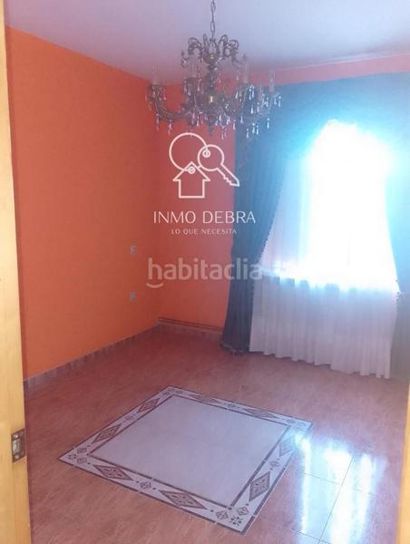Foto 8f848ebd-e267-4ac0-8144-8a446be59051. Edificio apartamentos en Pravia