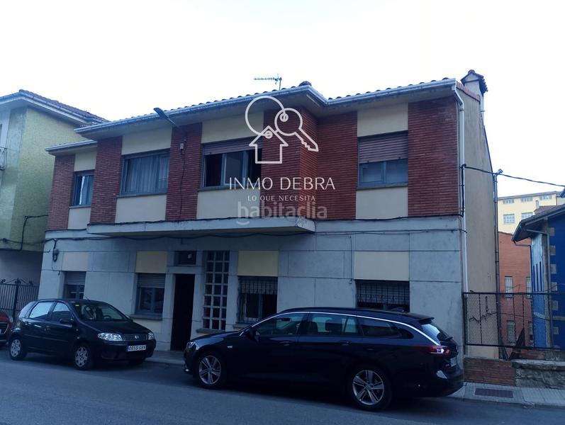 Foto 9e006f7e-f946-414c-a06e-cc1b57f731ed. Edificio apartamentos en Pravia
