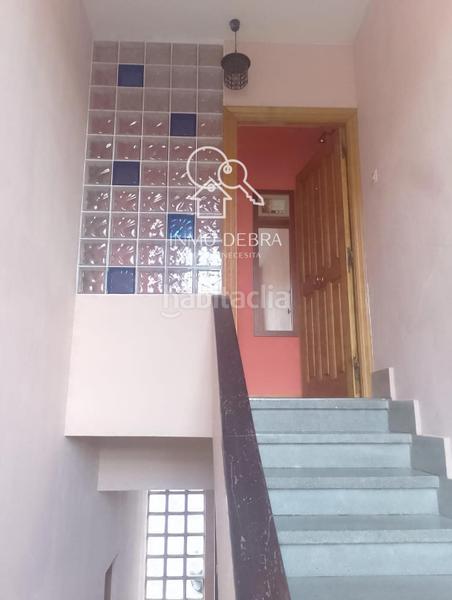 Foto a79c2aee-6508-478c-a1a7-74e012c86e8b. Edificio apartamentos en Pravia