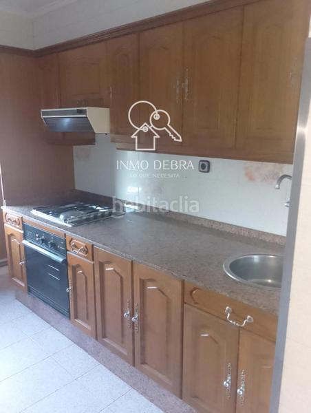 Foto af737967-4d27-457f-a623-983ce6c9b4fa. Edificio apartamentos en Pravia
