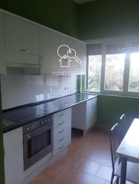 Foto f50be3f0-b760-483a-bd59-bef6ff47ab43. Edificio apartamentos en Pravia