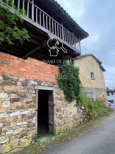 Foto 25b9adc6-ba21-482e-ba55-7a8359795ffb. Casa a Pravia