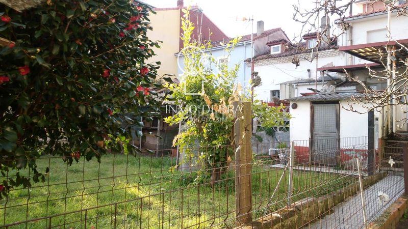 Foto dd0cfc08-3a1b-487d-a48a-b08f2c79802a. Casa amb calefacció aparcament piscina a Soto del Barco