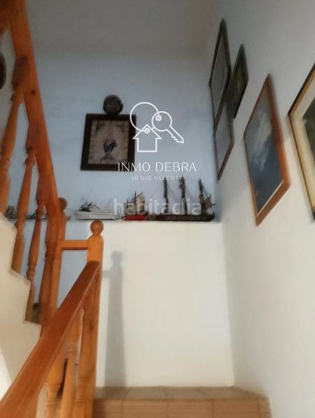 Foto 48b114d6-7ef1-42fc-ab7c-ceaeec831d11. Casa adossada amb calefacció a Cudillero