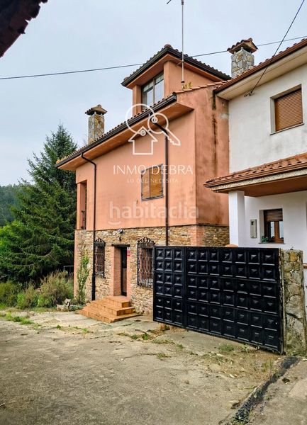 Foto 5f4079ce-f666-4dad-bb1d-d70ff4825d6a. Casa adossada amb calefacció a Cudillero