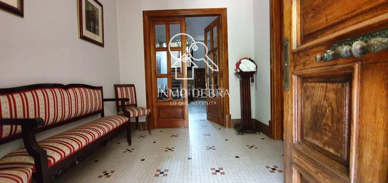 Foto 4815e779-2451-4a13-b449-674d4e8089ec. Xalet amb calefacció aparcament a Aller