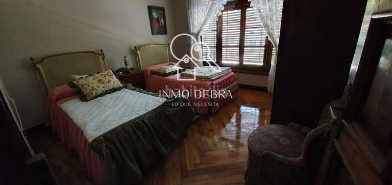 Foto c8ce687f-41a8-45b3-b3ad-6daf38a43a08. Xalet amb calefacció aparcament a Aller