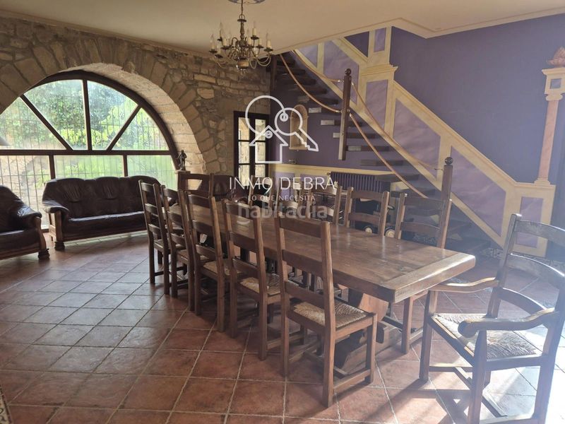 Foto b8847bd9-2eeb-47f0-9913-e9191c53b0b1. Edificio in Conesa