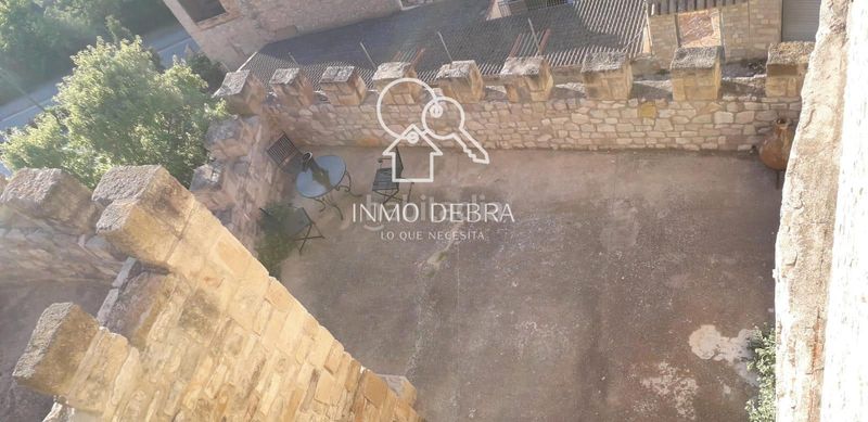 Foto f2d40bcc-cf6c-41dd-b0c6-bf2af5489755. Edificio in Conesa