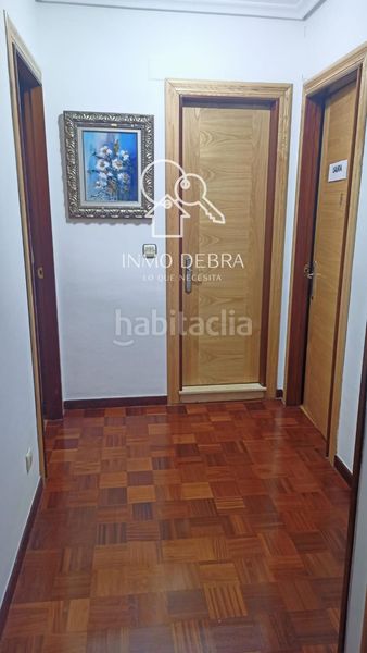 Foto b3e9fd0a-bab0-4ff6-a0e5-c80af9102b91. Piso  ! en Cudillero