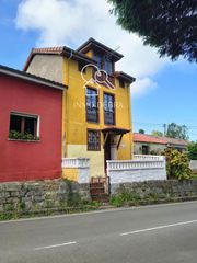 Casa adossada  N/a. Casa adosada en muros de nalon