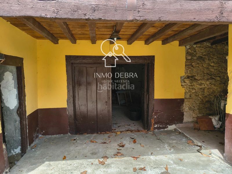 Foto ca982f8c-4890-4b61-9bb9-173ad21b2d8e. Casa amb calefacció a Salas