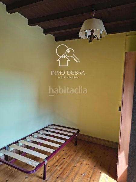 Foto fc8bf1c8-6e38-462c-ab3e-c6cb6b04bb03. Casa amb calefacció a Salas