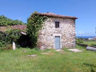 Propriété  N/a. En cudillero