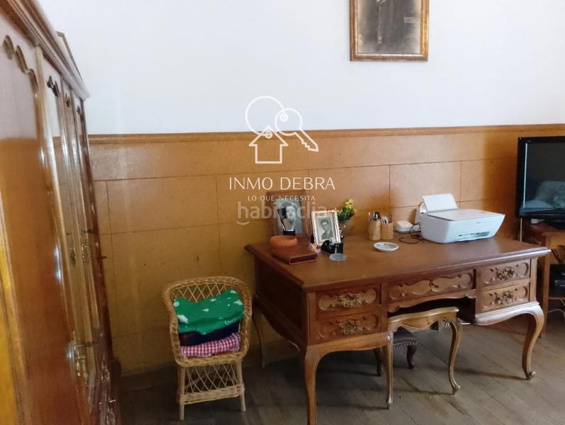 Foto 6f6fbd65-21de-4f0e-8a47-2b45217c9b50. Casa  indiana en Salas