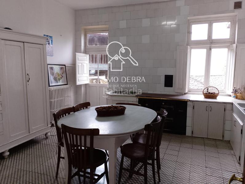 Foto b4e87f8b-8373-4cf9-9f4f-251210b34ac7. Casa  indiana en Salas