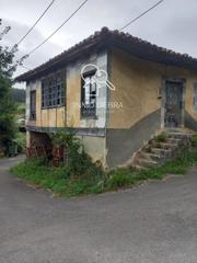 Maison  N/a. En pravia