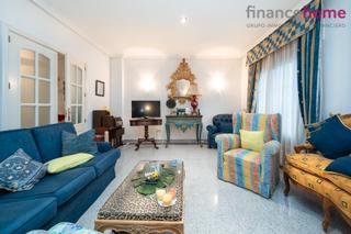 Casa  Plaza de españa. ¡excelente vivienda en zona céntrica de navas del rey!