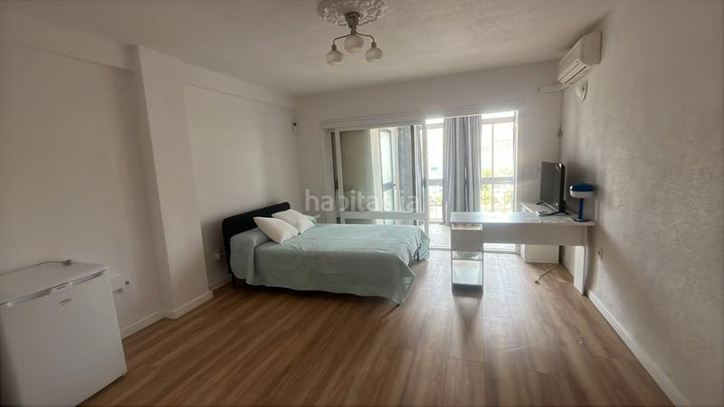 Foto d6ffd700-5a53-4438-abe1-45042023dc17. Pis a Barrio de Ciudad Jardín Málaga