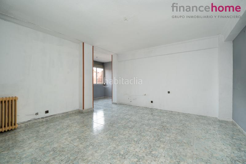 Foto f49bef04-7aeb-412f-91e5-bf9bbc7f8671. Pis amb calefacció piscina a Virgen del Rosario Torrejón de Ardoz