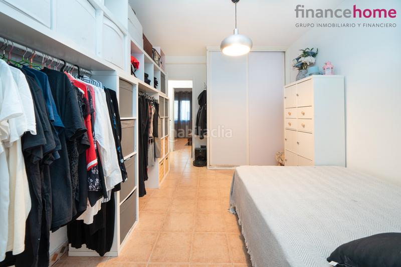 Foto 7ec6f615-3ca7-401d-8de1-df297dc58b4a. Etagenwohnung mit heizung in Buena Vista Madrid