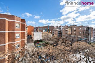 Pis  Calle mayor. Vivienda de cuatro dormitorios y dos baños en el corazón de alco