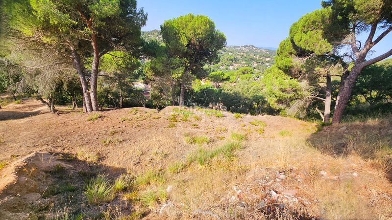 Foto 75ad0c9b-024d-43db-a7b1-07e5982b52f4. Terreno residencial en carrer estels 12 gt_257 espectacular parcela en lloret residencial en Lloret de Mar